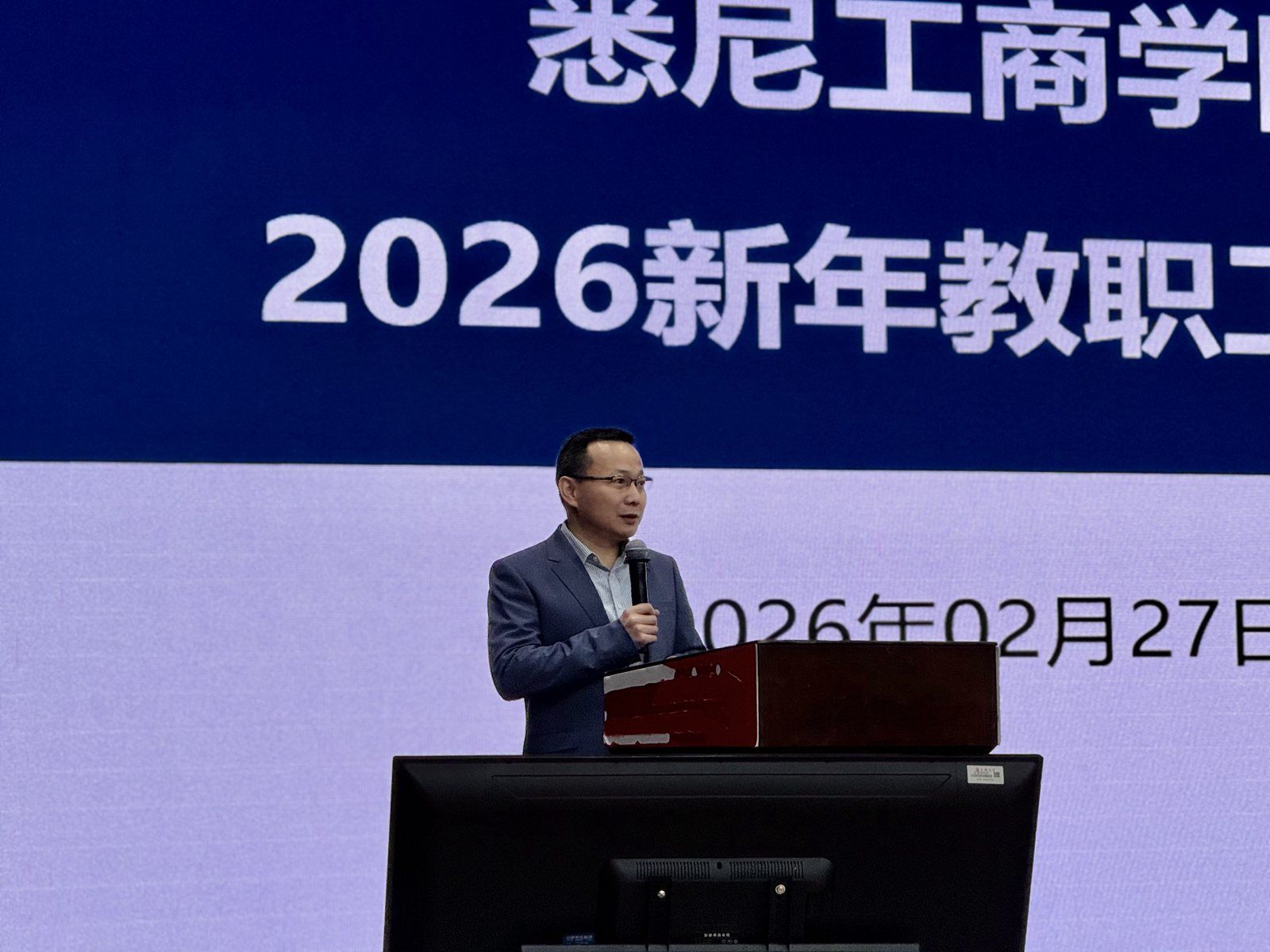 c0213685a710438435bf3ead8730fc06_副本.jpg c0213685a710438435bf3ead8730fc06_副本.jpg